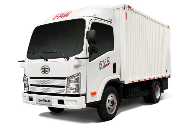 Un camión blanco con la palabra PAW en el frente está sobre un fondo blanco.