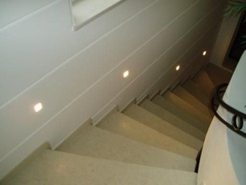 faretti a muro per scala