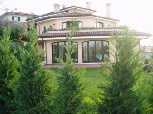 illuminazione giardino casa