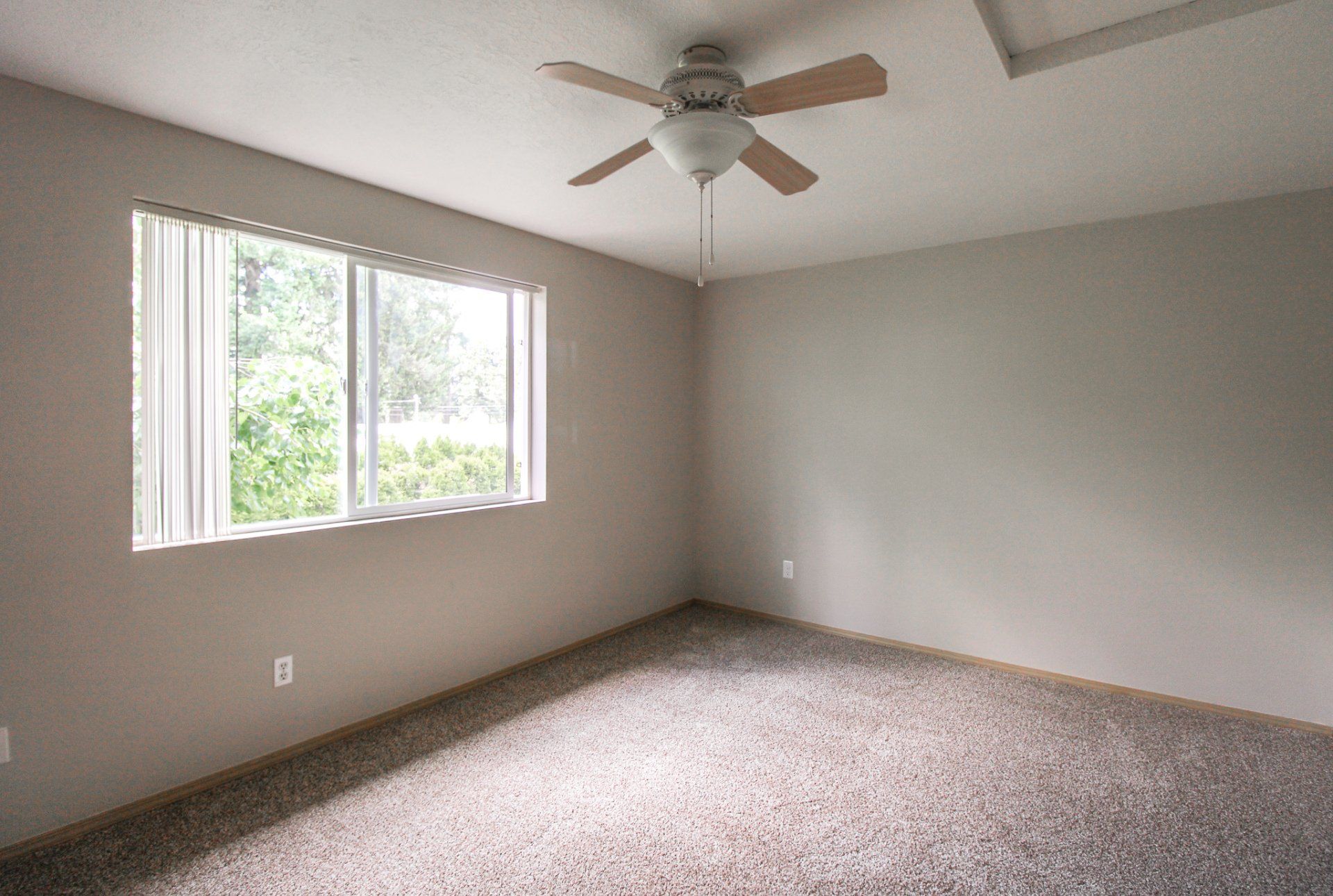 Crown Property Management, Inc. Pine Meadows Apartments