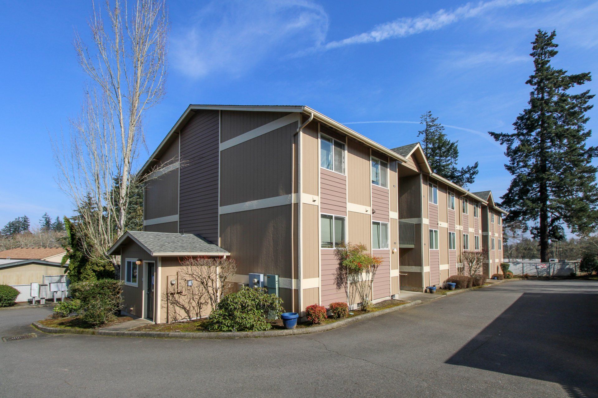 Bella Vista Apartments