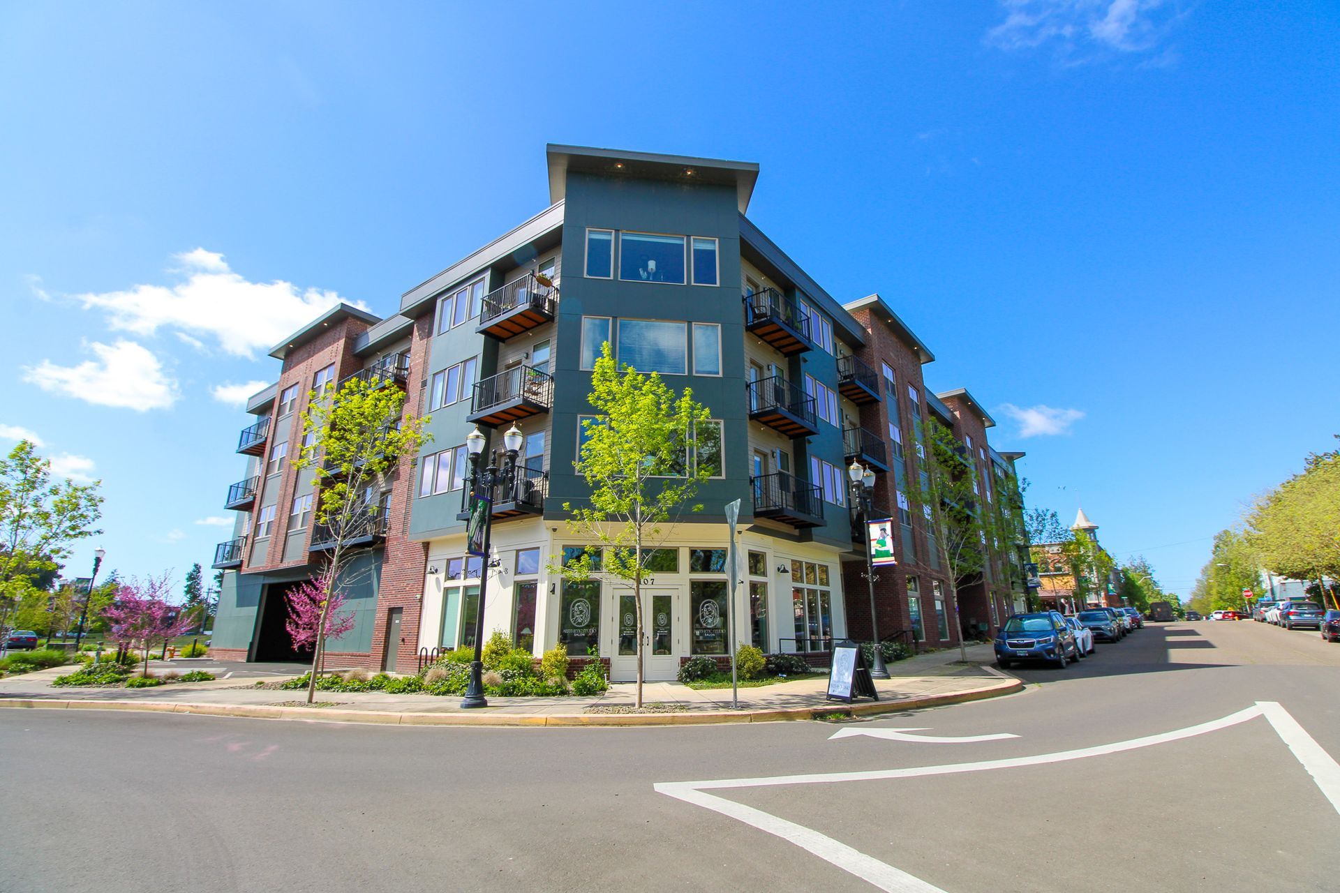 Holman apartments exterior