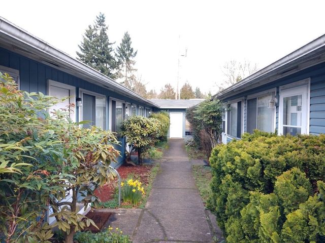 Arboretum Apartments exterior