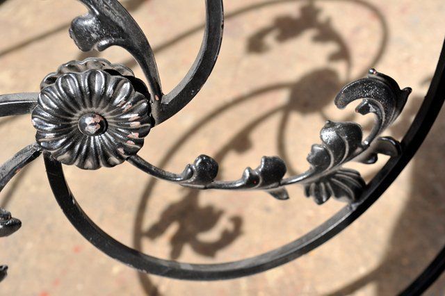 Floral metal detailing