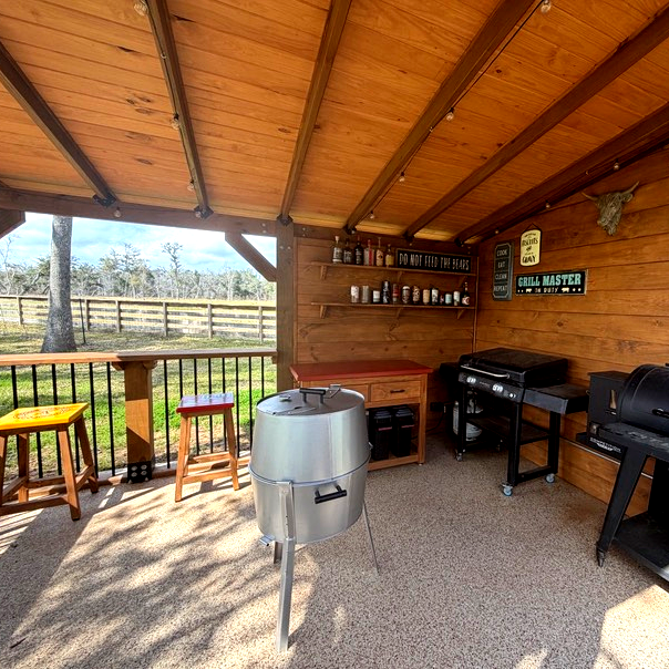 Smoker, griddle and grill.