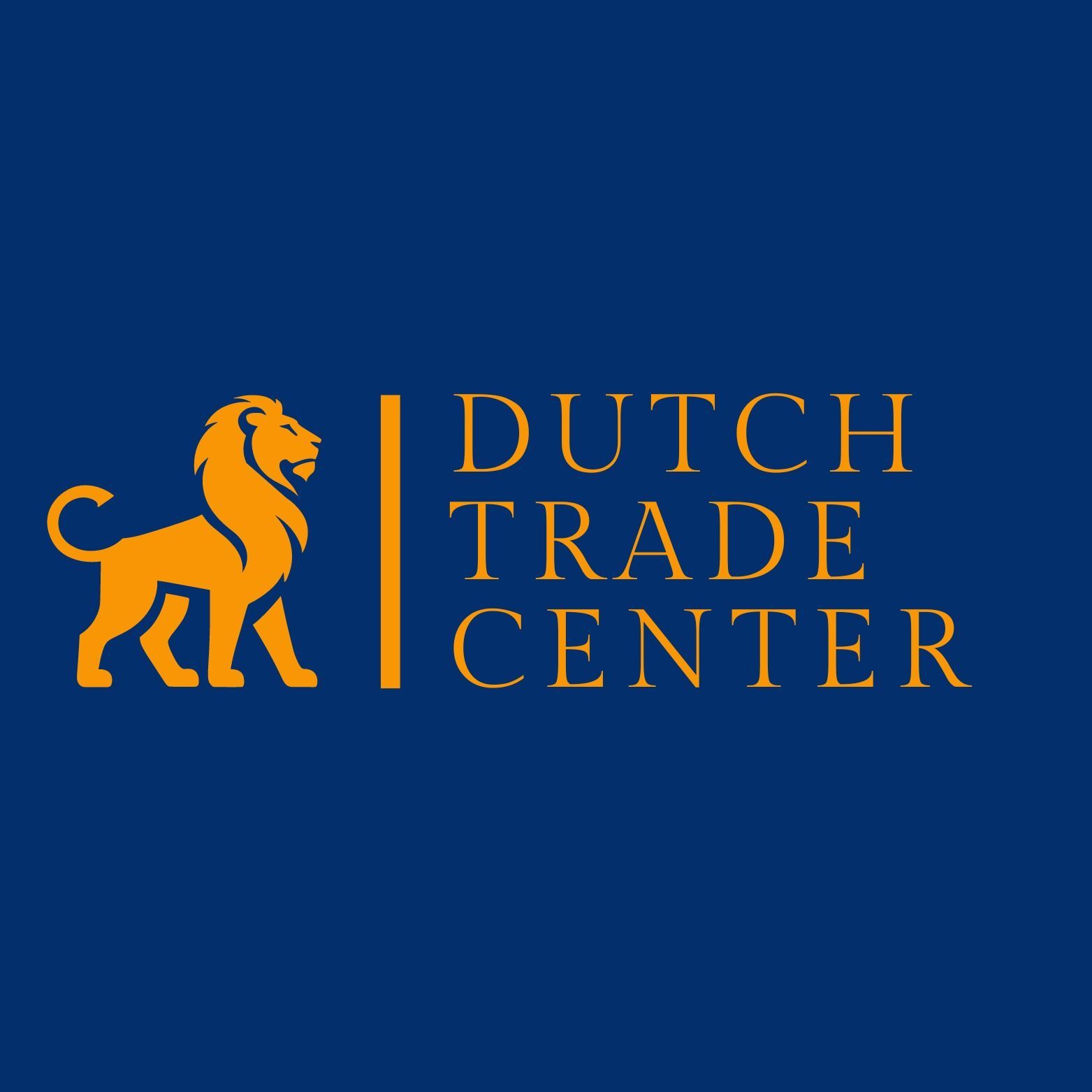 Gouden leeuwenlogo voor Dutch Trade Center op een blauwe achtergrond.