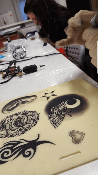 Diverse tipologie di tatuaggio