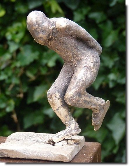beeld schaatser brons