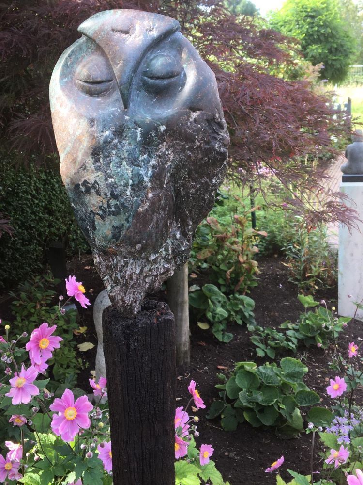 beeld uil laura ruhe