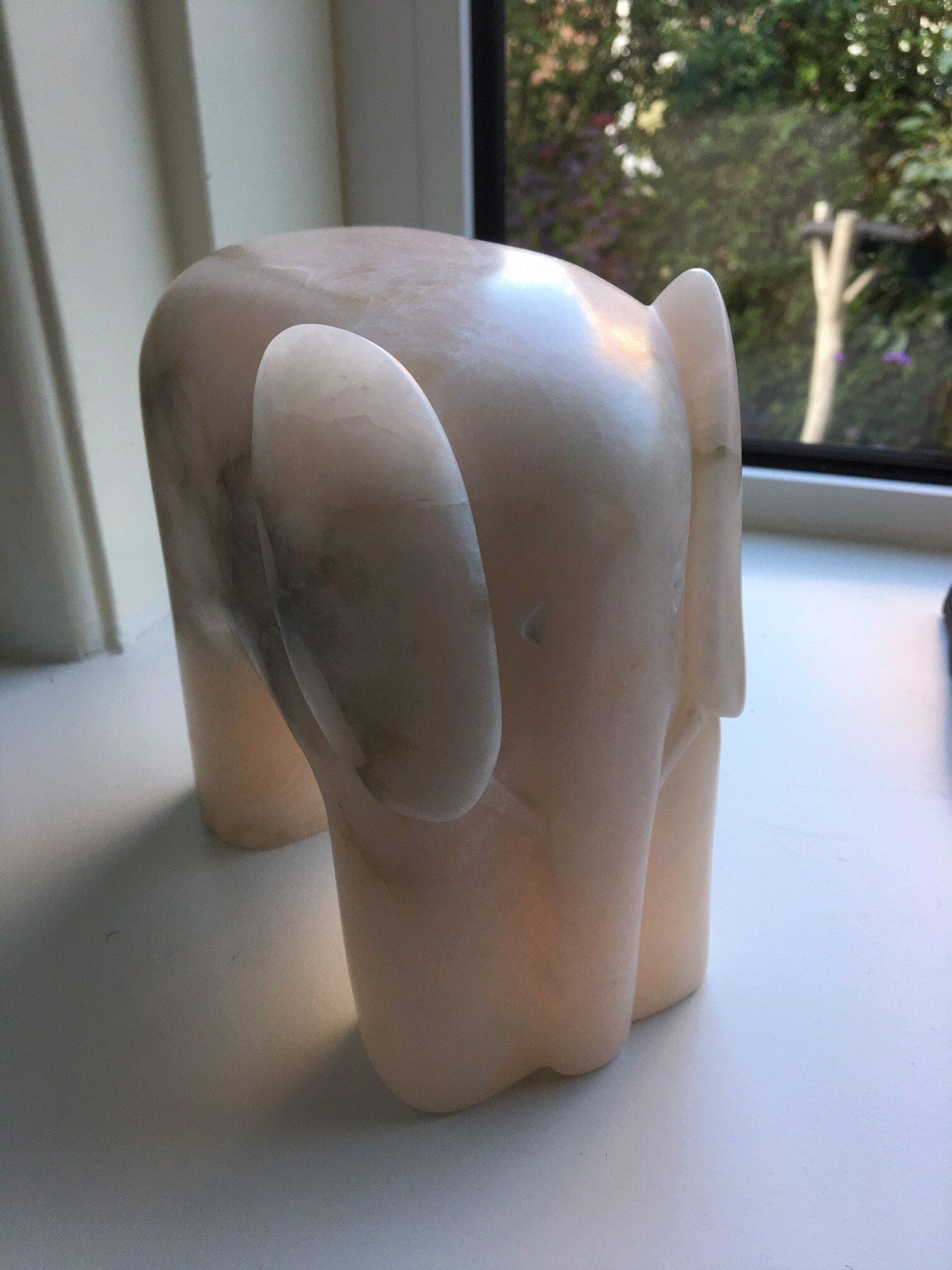 beeld olifantje Laura Ruhe