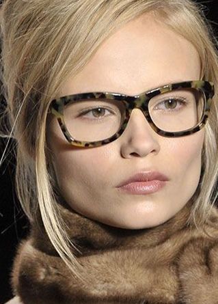 sunglasses beachside Optical