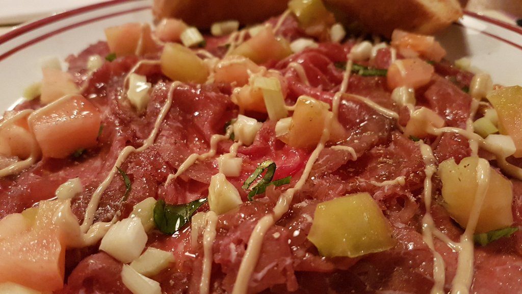 tagliere di salumi tipici