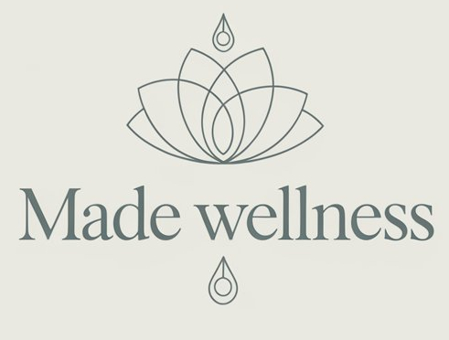 Logotipo de bienestar realizado con ilustración de flor de loto y acentos de gotas.