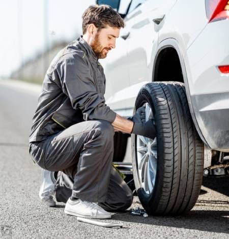 Roadside Assistance | Land O Lakes, FL | 813 Towing Service