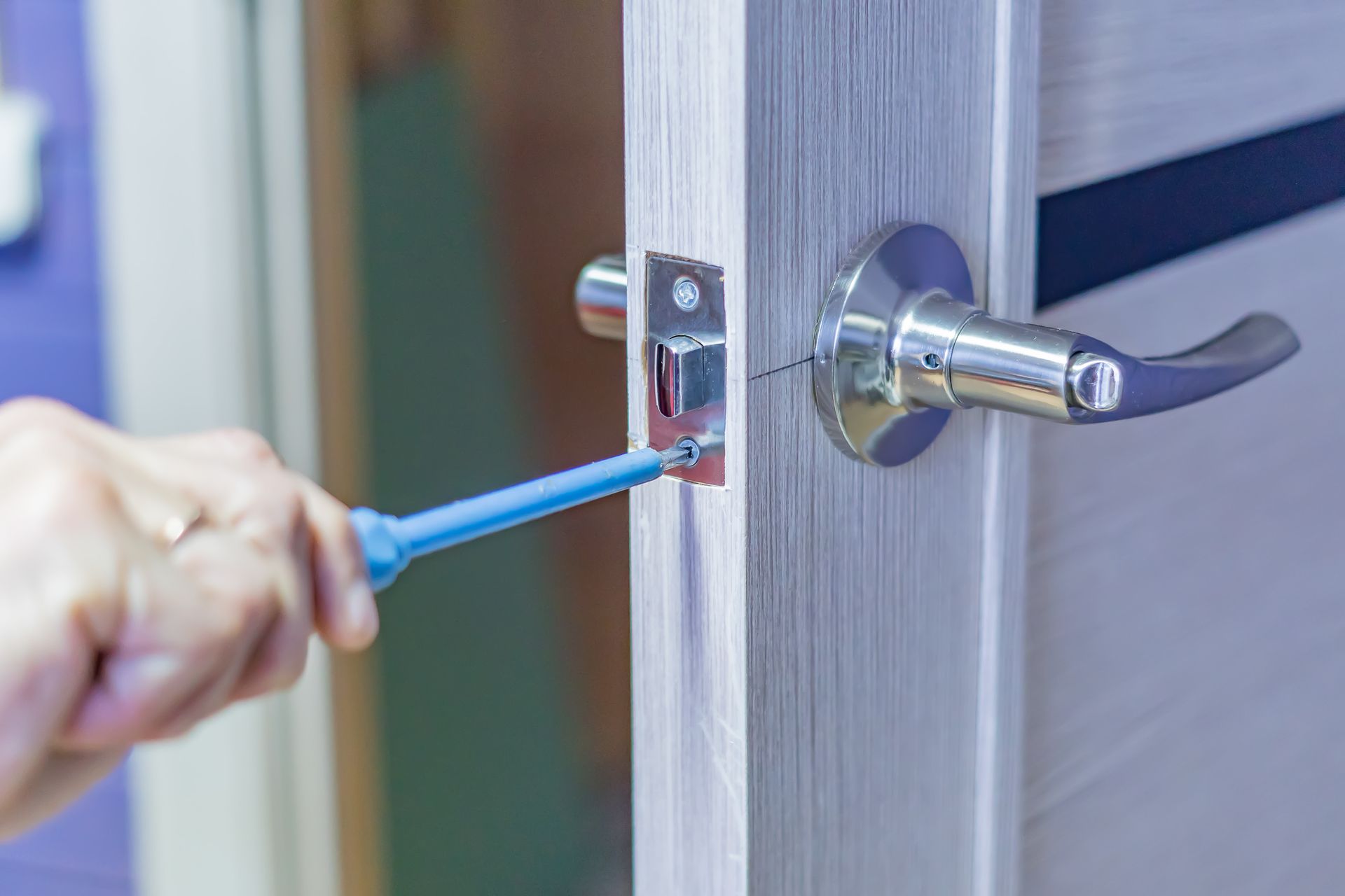 installing lock on door