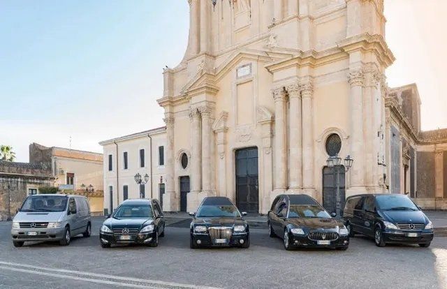 Auto per trasporto funebre