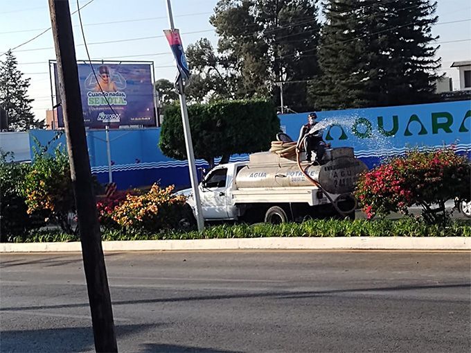 PIPAS DE AGUA EL CIPRES