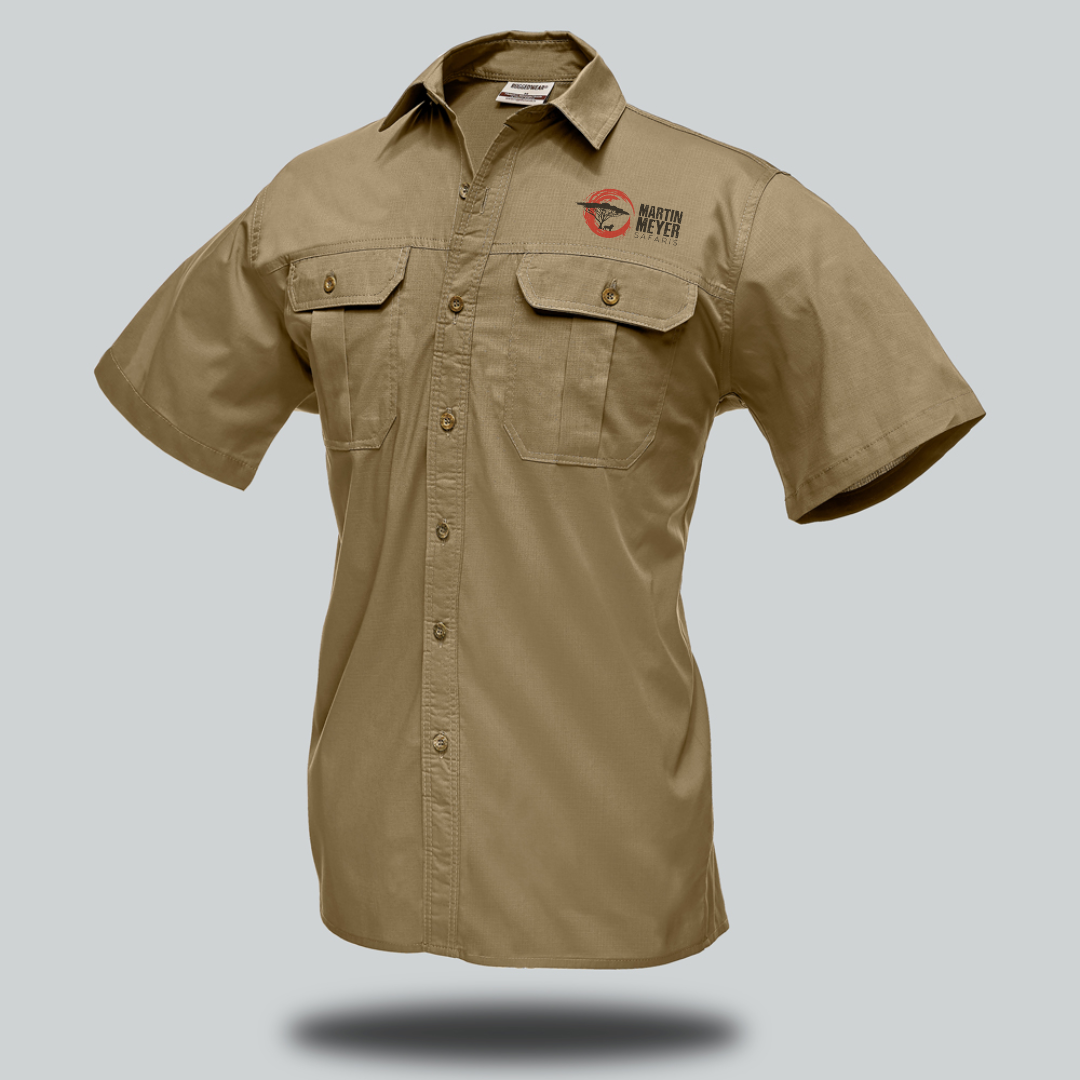 Gray short-sleeved button-up work shirt with two chest pockets and a logo on the right side.