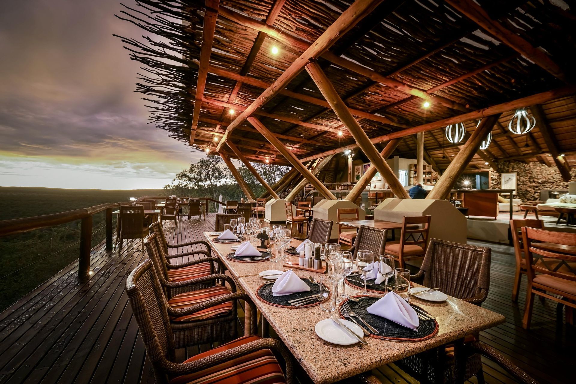 Luxury African Safaris Ogava Lodge