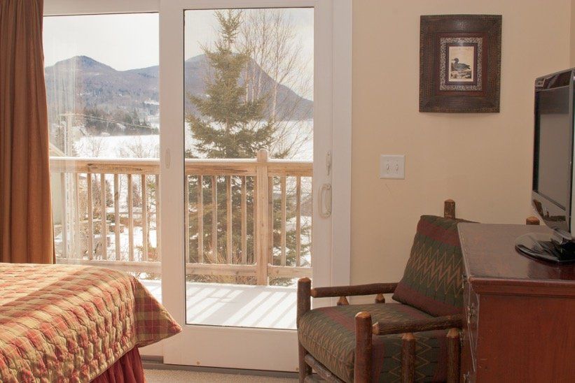 The Songadeewin Lakeview Cottage vacation rental on Lake Willoughby in VT