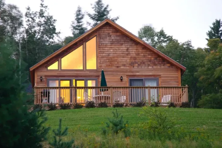 Affordable accommodations for family getaways in Northern Vermont