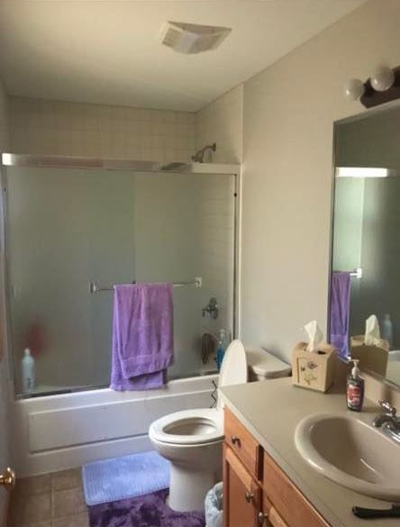 New Bathroom — Poland Township, OH — Donnadio Painting