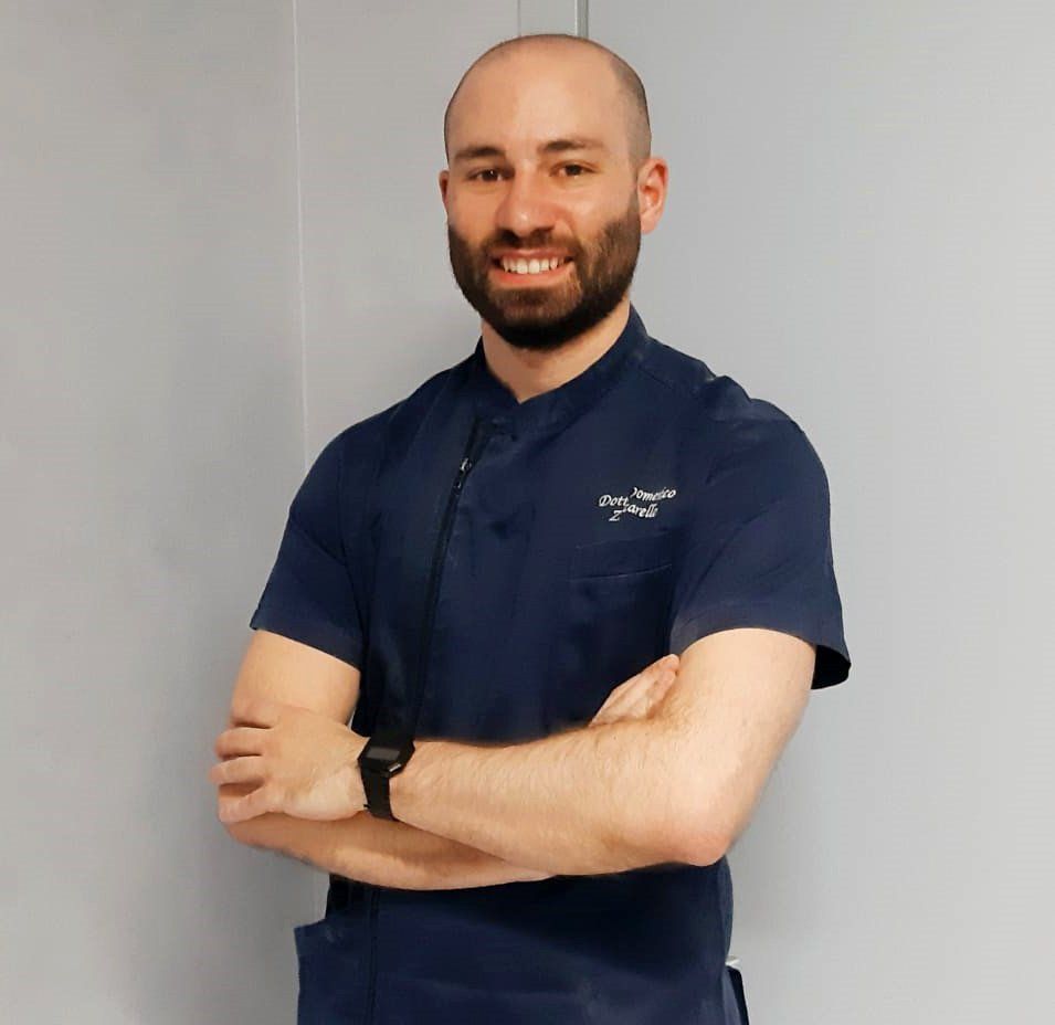 Dott. Domenico Zuccarello - Odontoiatra