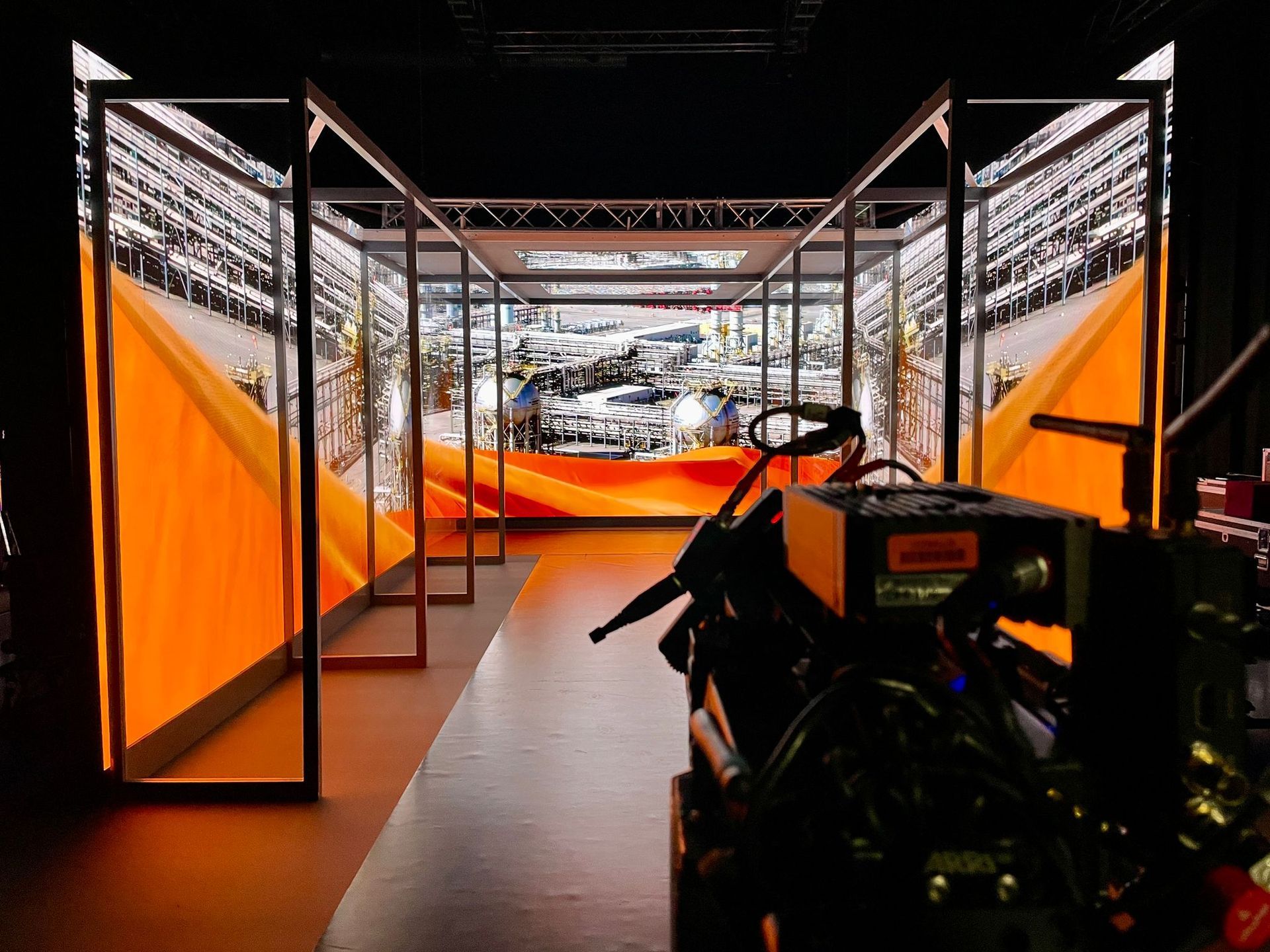 Aramco commercial shot using VP on LED