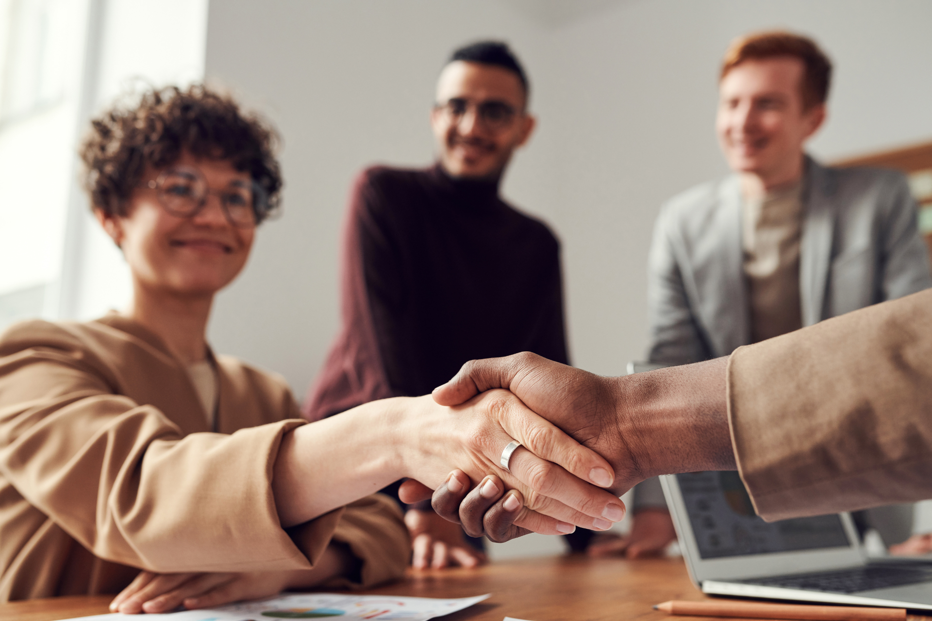 Customer Marketing: Encante seus clientes e faça seu negócio bombar!