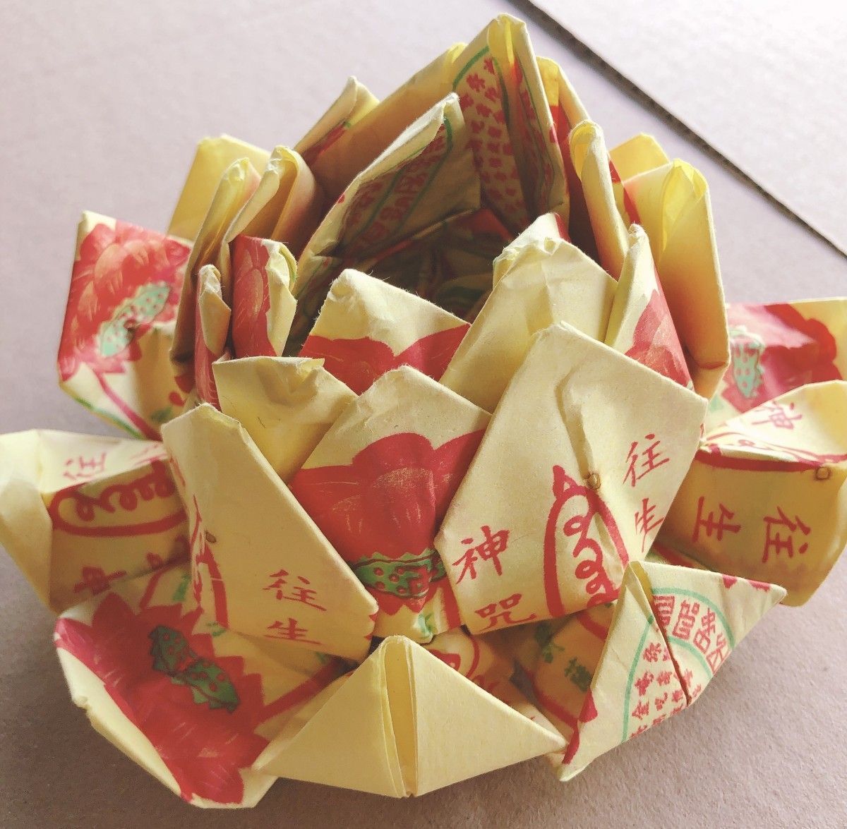 往生纸莲花(1 包 - 10 粒)