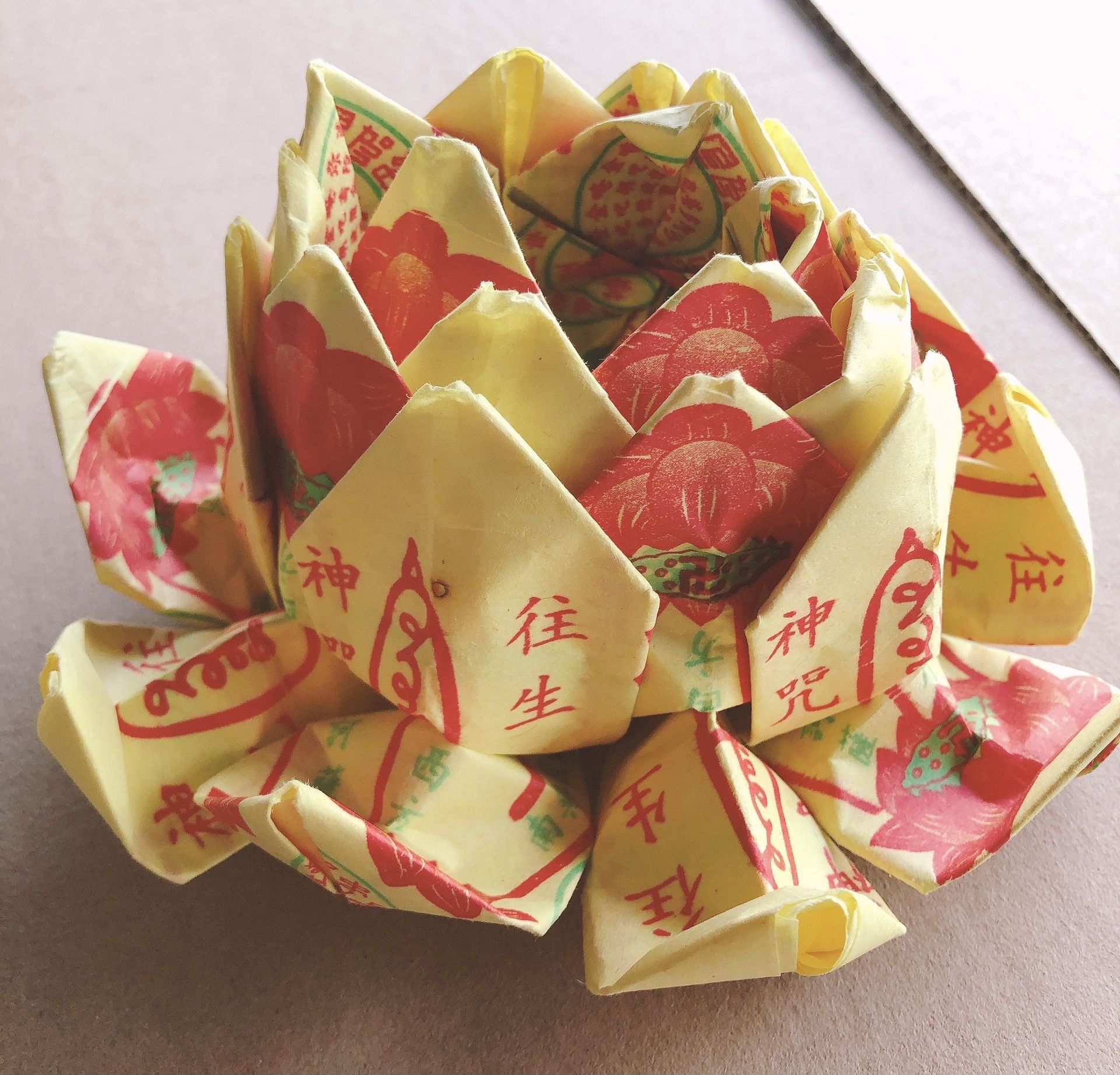 往生纸莲花(1 包 - 10 粒)