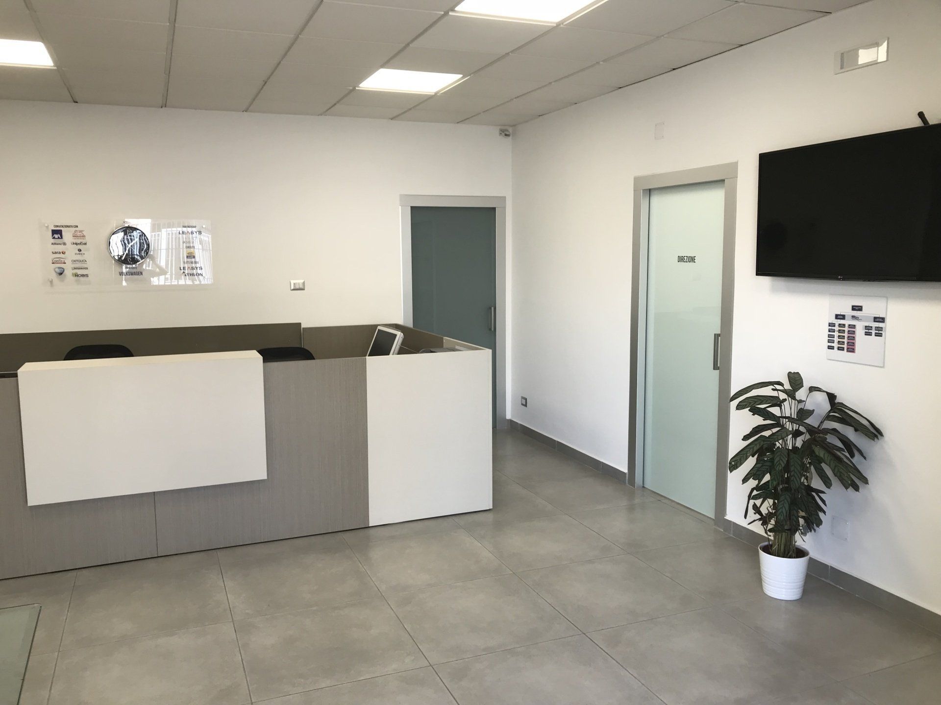 reception dell'autofficina