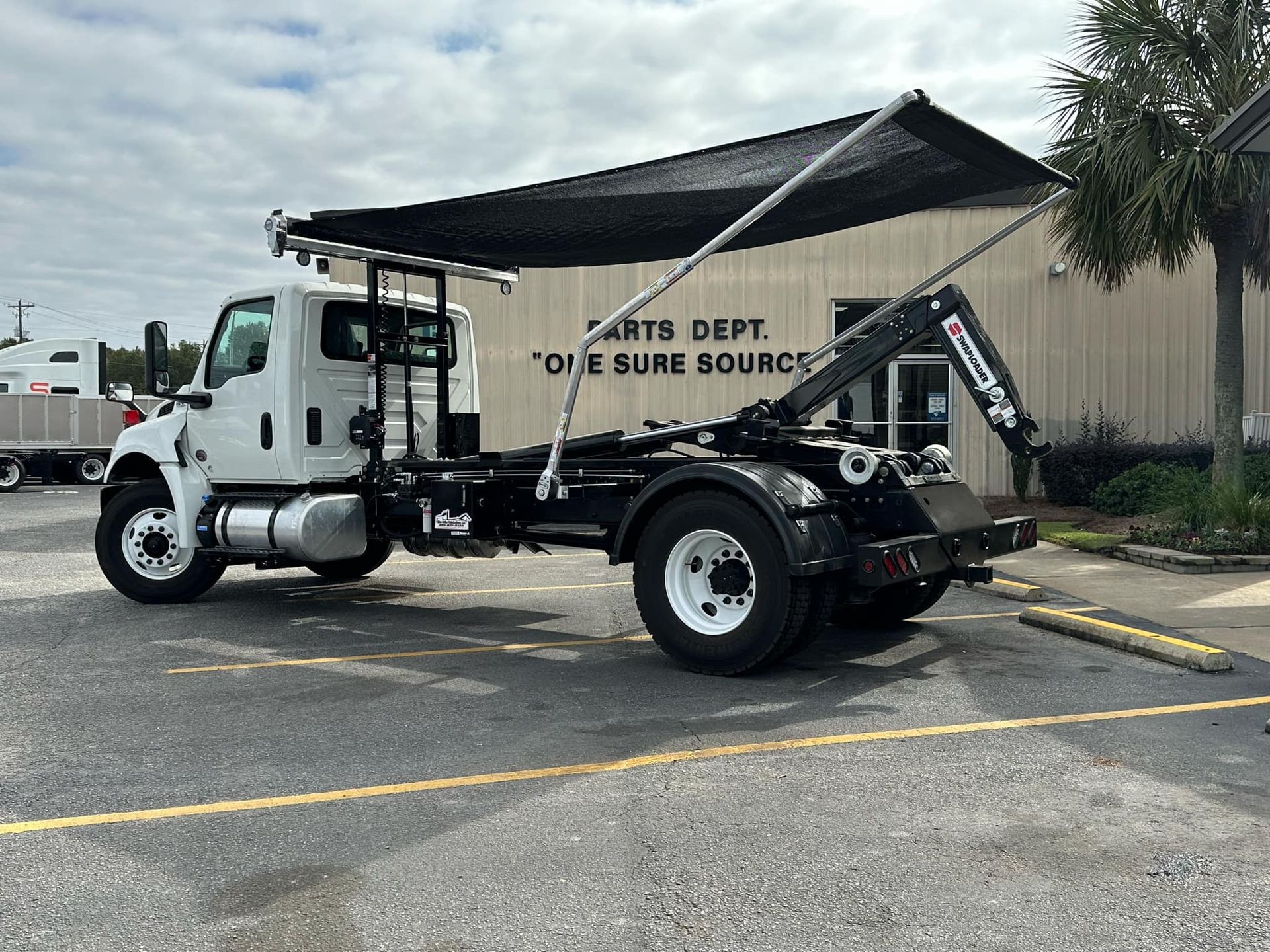 hooklift installer