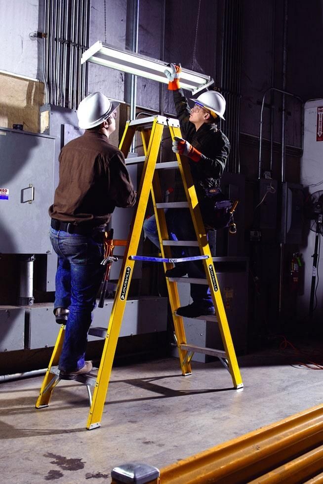 Grupo Centro Metálico - Escaleras para ático