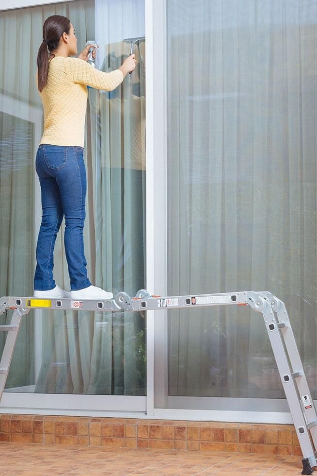 Grupo Centro Metálico - Escaleras de plataforma