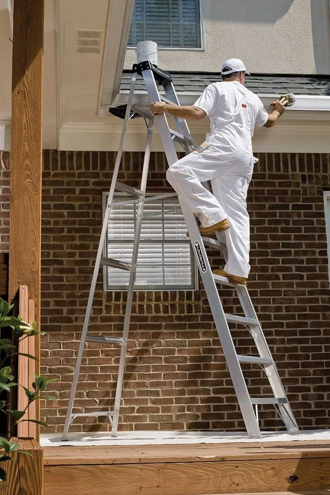 Grupo Centro Metálico - Escaleras para uso comercial, profesional e industrial
