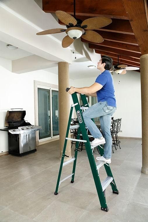 Grupo Centro Metálico - Escaleras de extensión en la CDMX