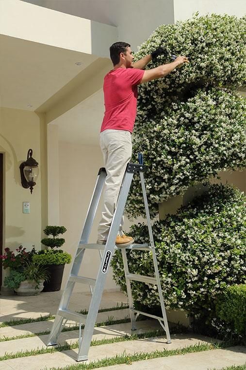 Grupo Centro Metálico - Fabricación de escaleras de tijera en la CDMX