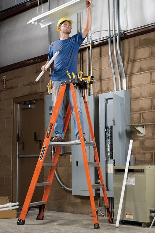 Grupo Centro Metálico - Distribuidores de escaleras para ático en la CDMX