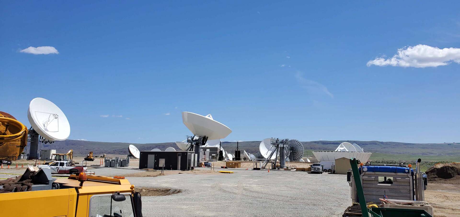 Radio Satellite Plant — Wenatchee, WA — Columbia Cranes