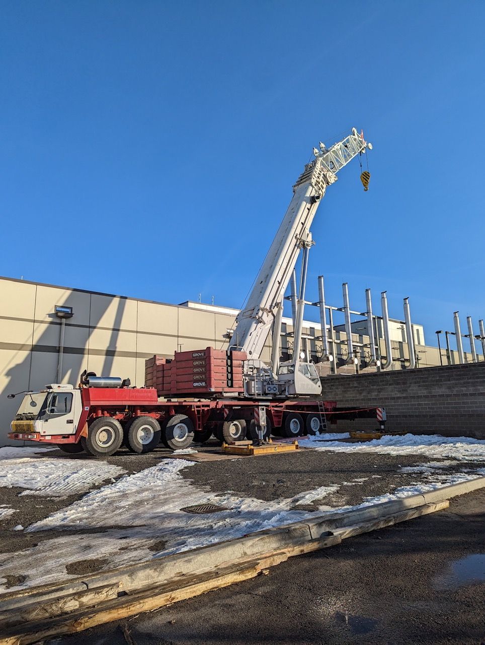 Crane 550-ton Rental — Hoisting Equipment in Wenatchee, Washington