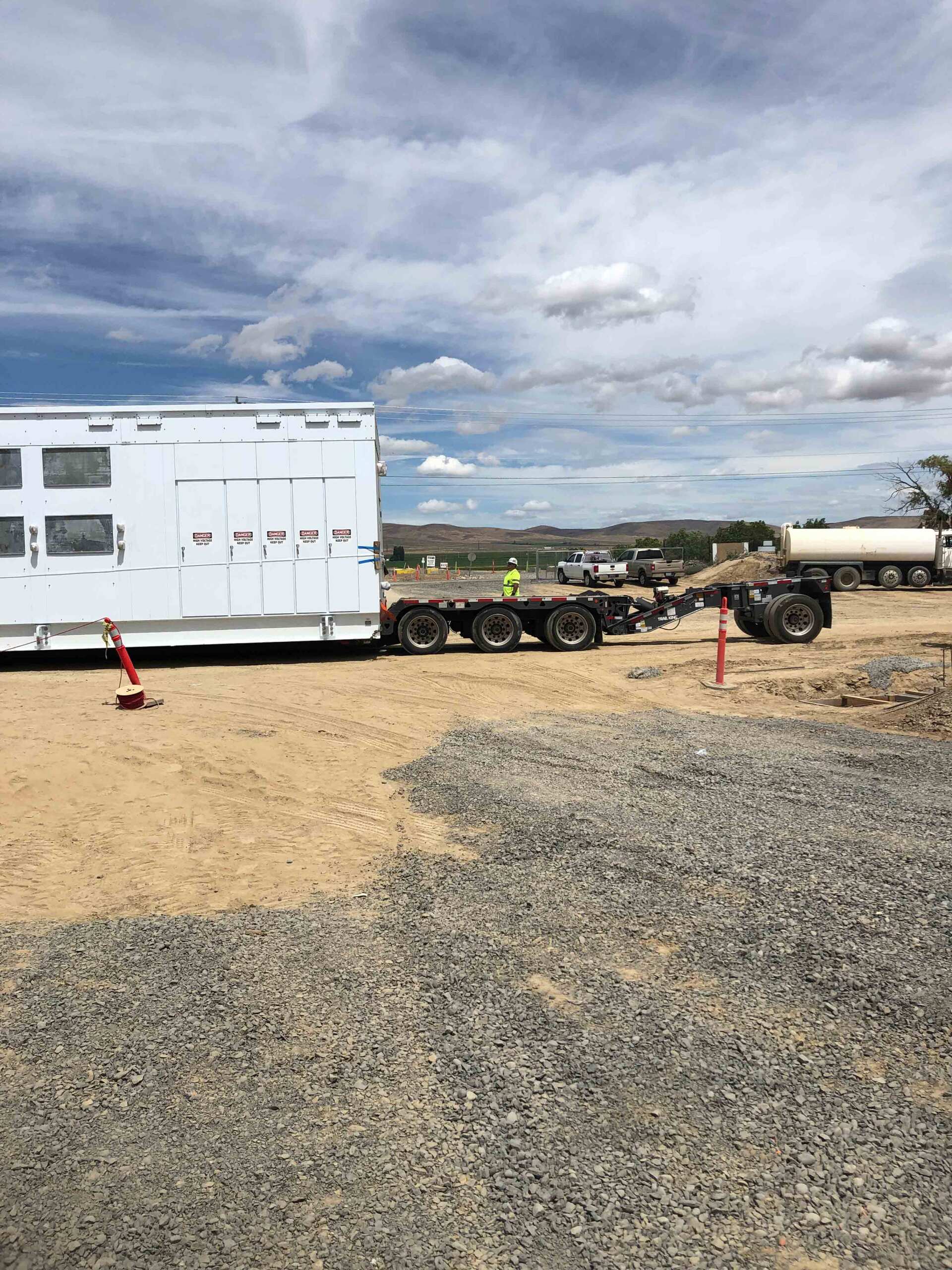 Container Truck — Wenatchee, WA — Columbia Cranes