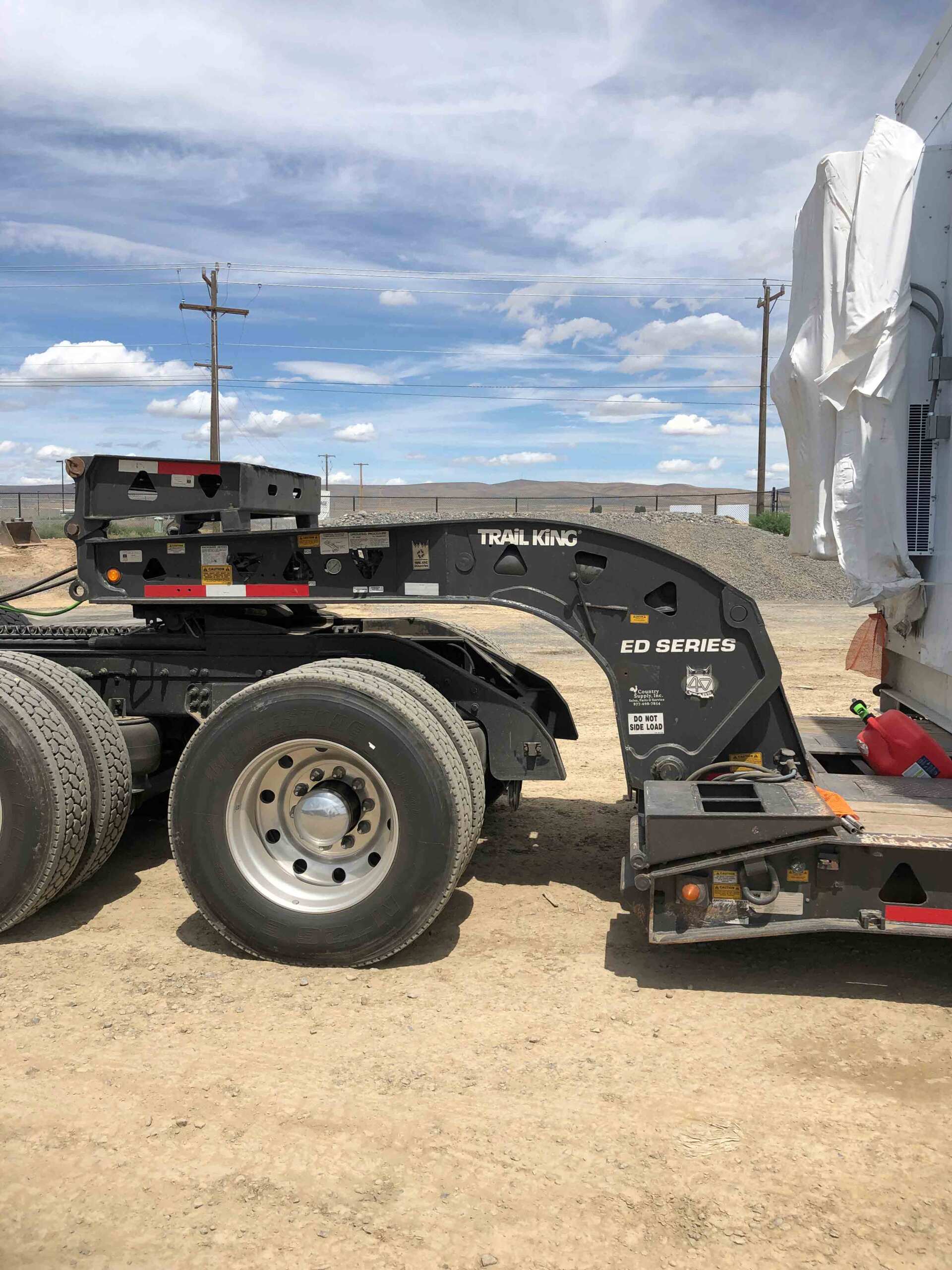 Truck Container Connector — Wenatchee, WA — Columbia Cranes