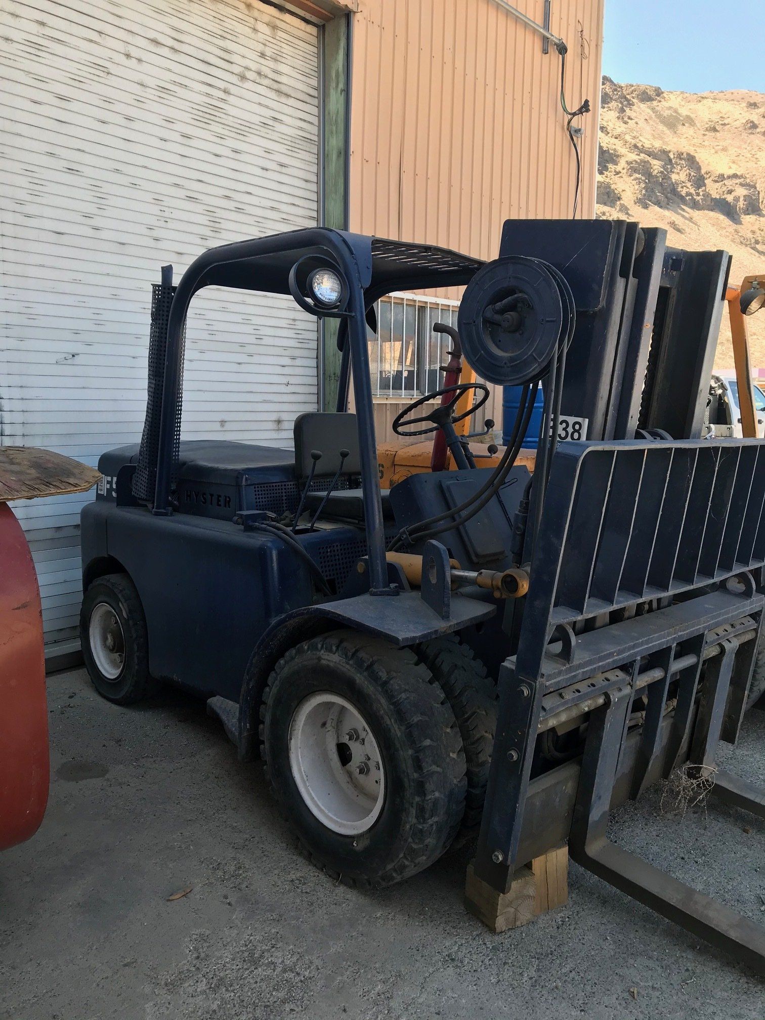 Forklift — Hoisting Equipment in Wenatchee, Washington #2
