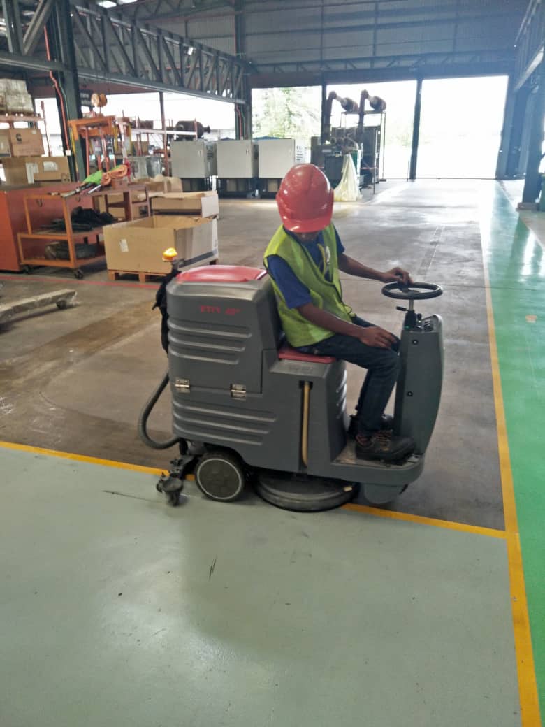 Warehouse Cleaning