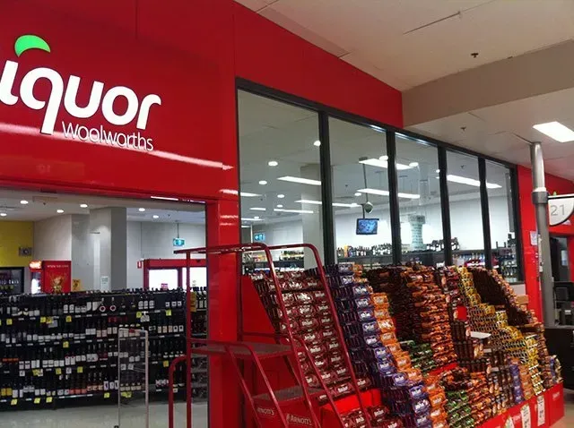 Liquor Shop Glass Store Front — Capitol Glass in Taminda, NSW