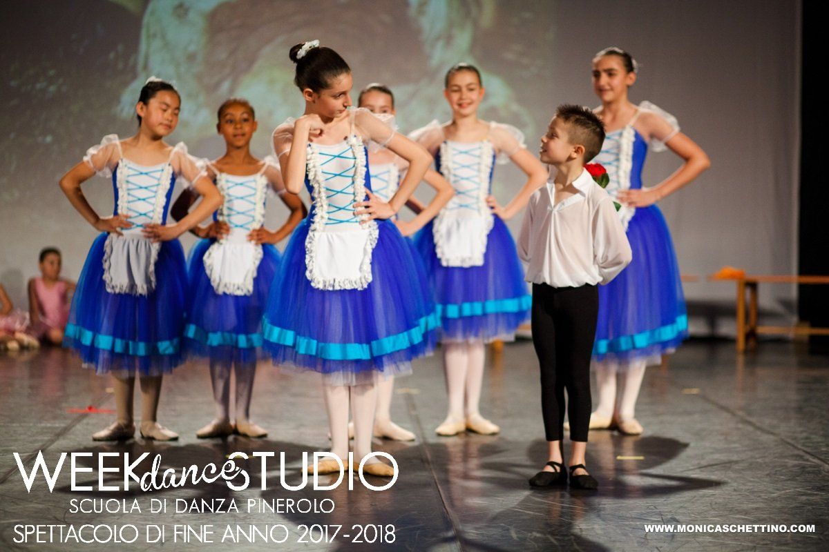 WEEK DANCE STUDIO SCUOLA DI DANZA PINEROLO SPETTACOLO DI FINE ANNO 2017/2018 SEZIONE DANZA CLASSICA