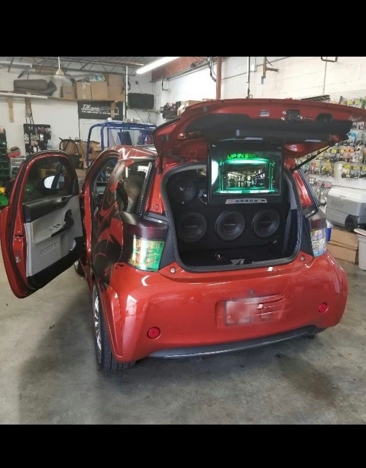 Luxury Vehicle Lights — Springfield, MA – TS Mobile Accessories