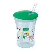 Vaso NUK para niños pequeños con tapa verde, pajita y diseño con estampado animal.