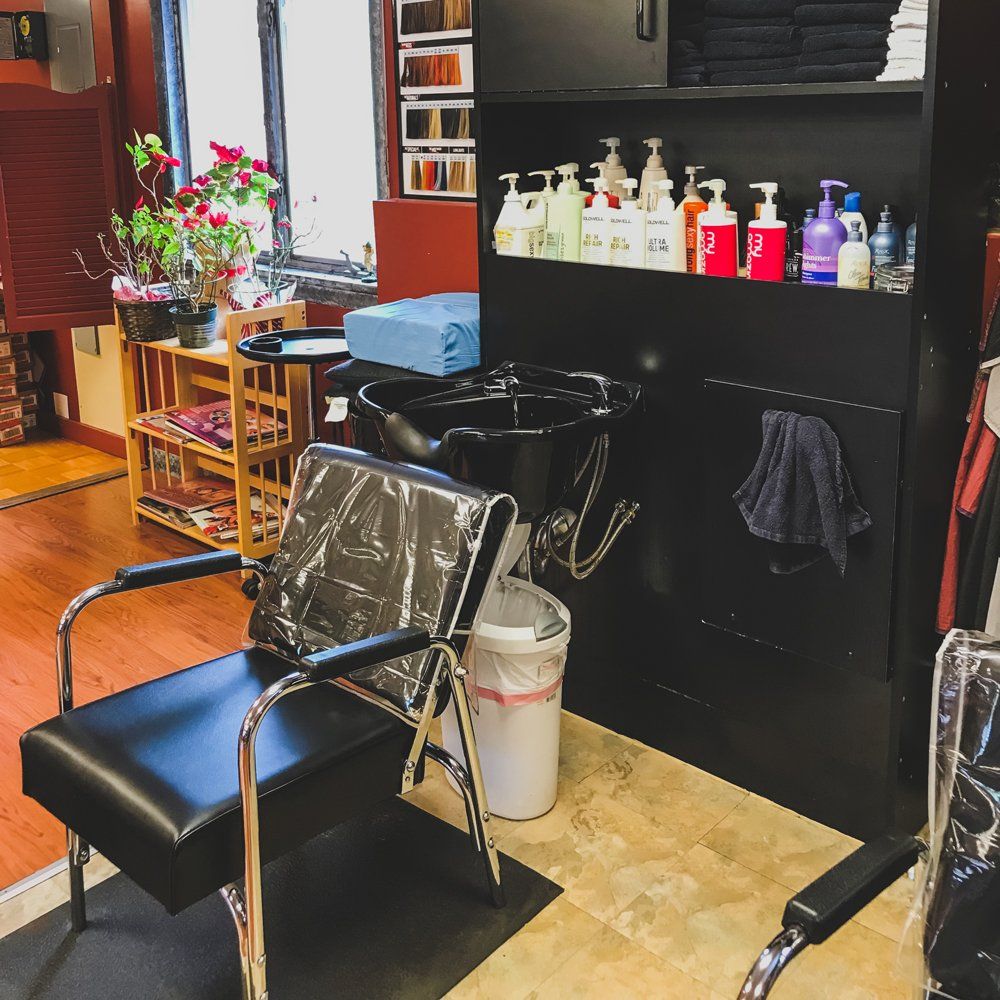 Hair Salon Bethlehem, PA Hairapy by Linda